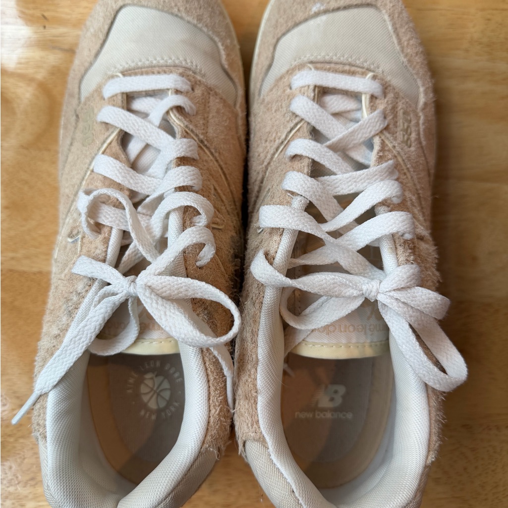 Ald X New Balance 550 Suede Taupe